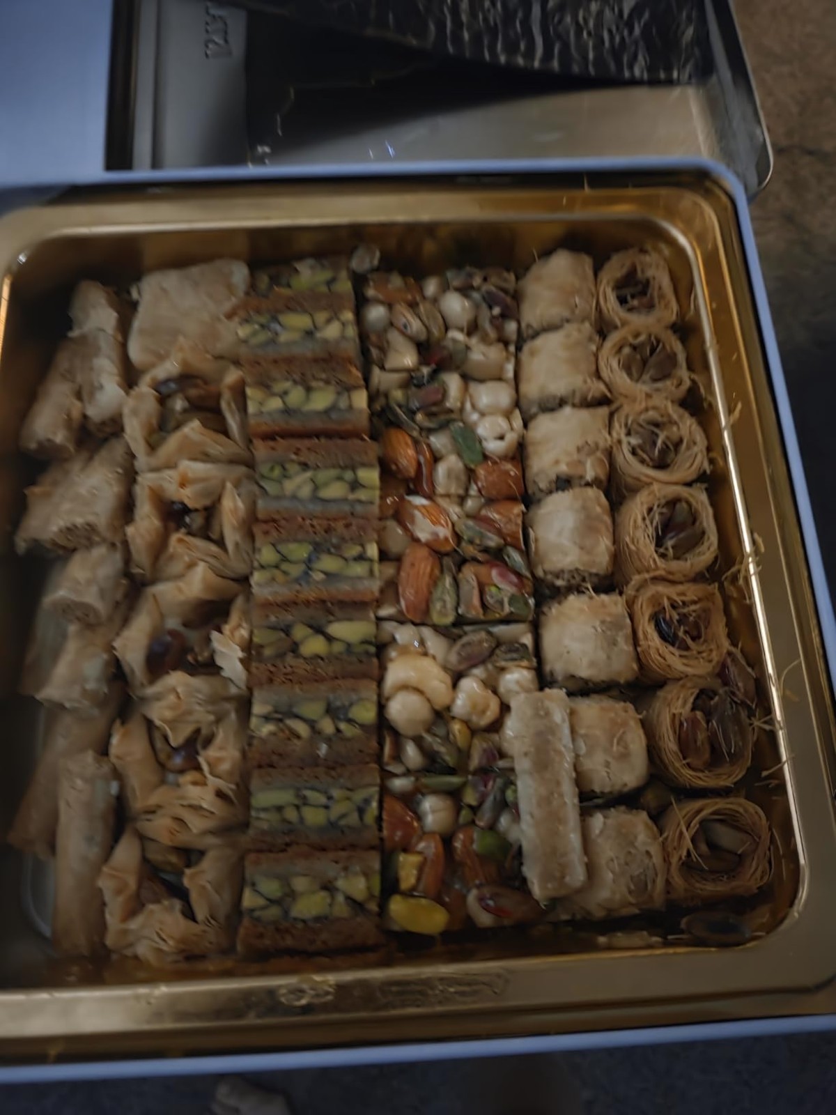 Celebrate with Cerez Pazari Assorted Baklava Set – Perfect Gift for Any Occasion