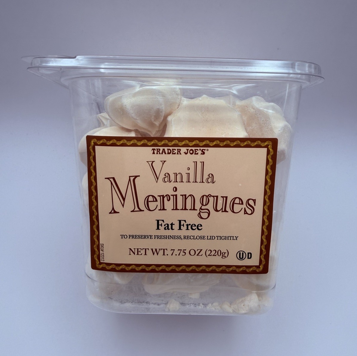 Trader Joe’s Vanilla Meringues 7.75oz (220g) Fat Free Gluten Free Snack Cookies