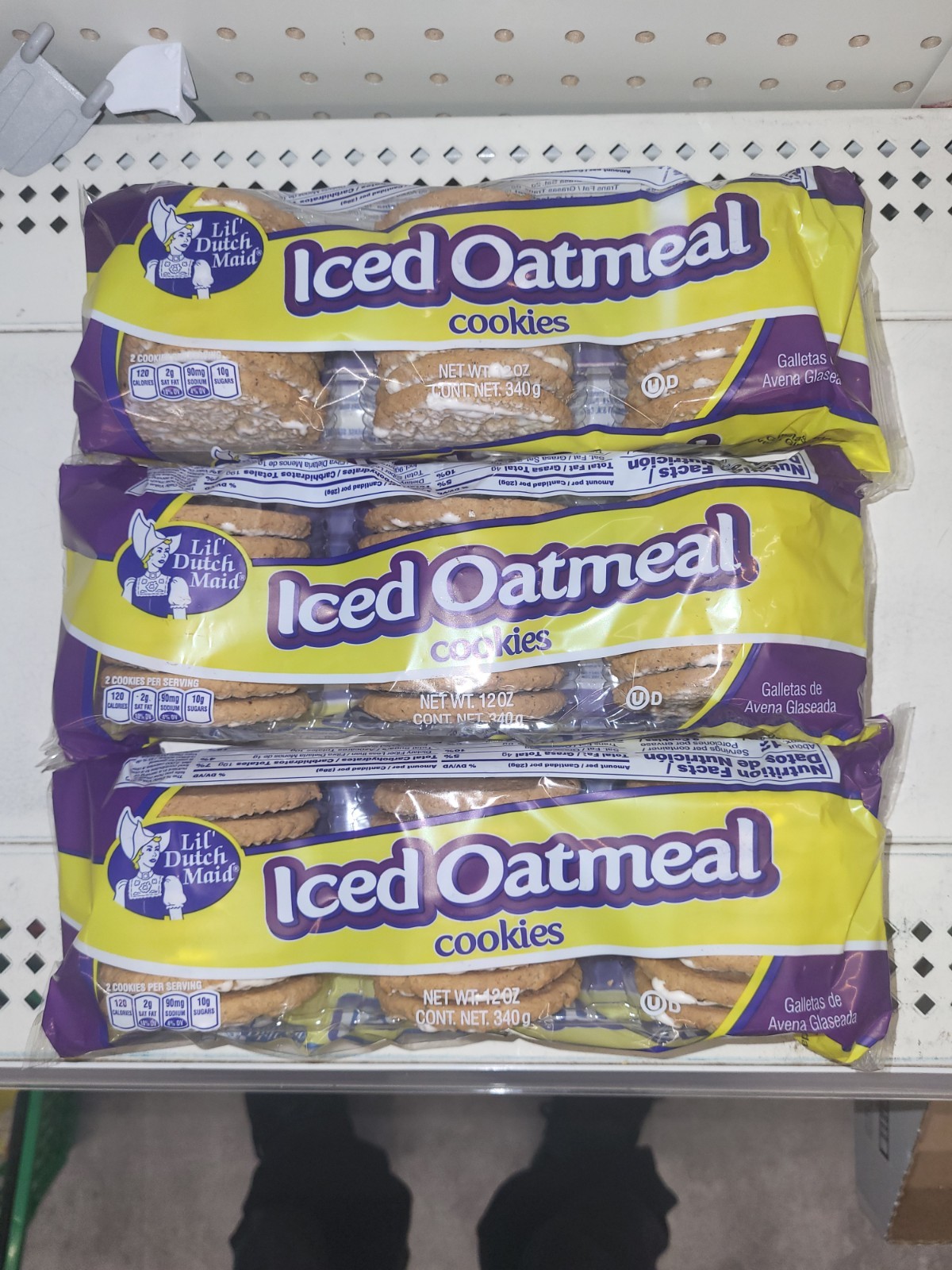 Lil’ Dutch Maid Iced Oatmeal Cookies Pack of 3