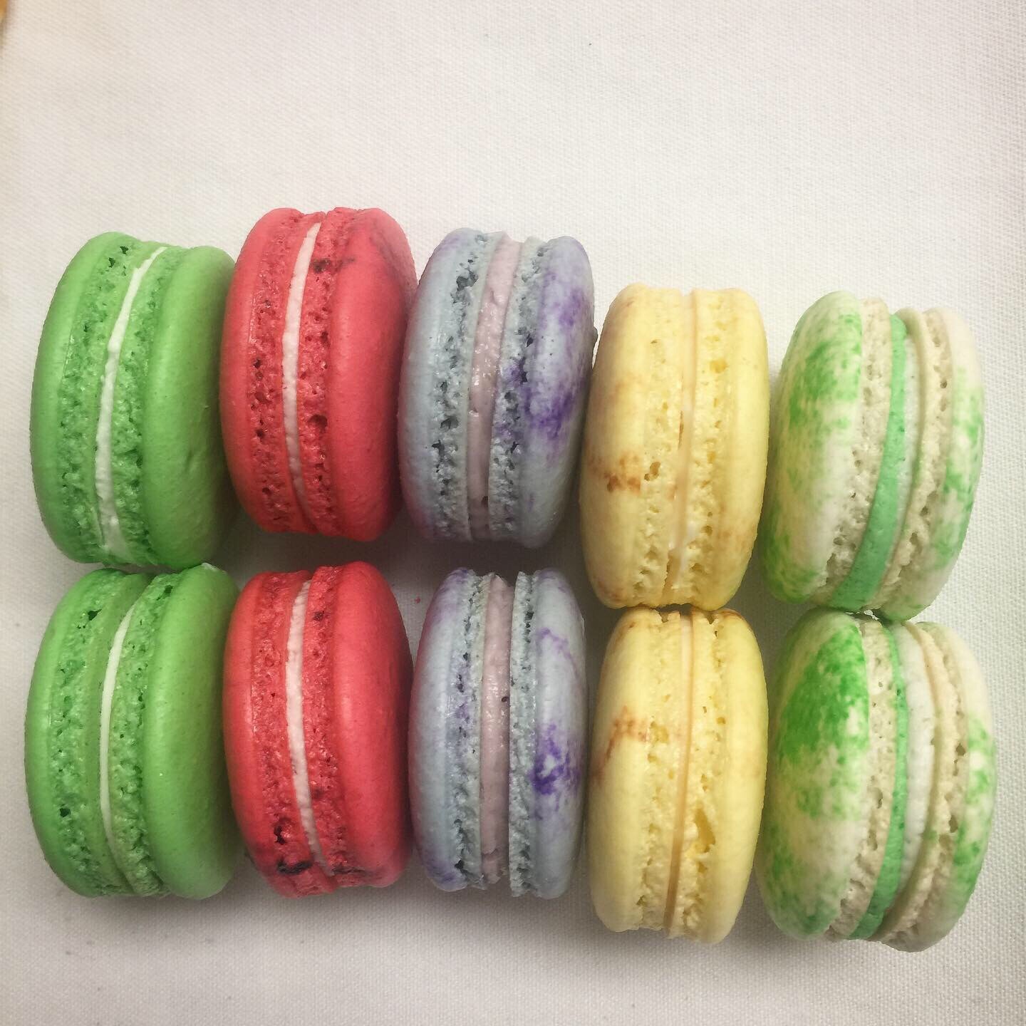 Delicious Handmade French Macarons (box of 12) – Free Shipping