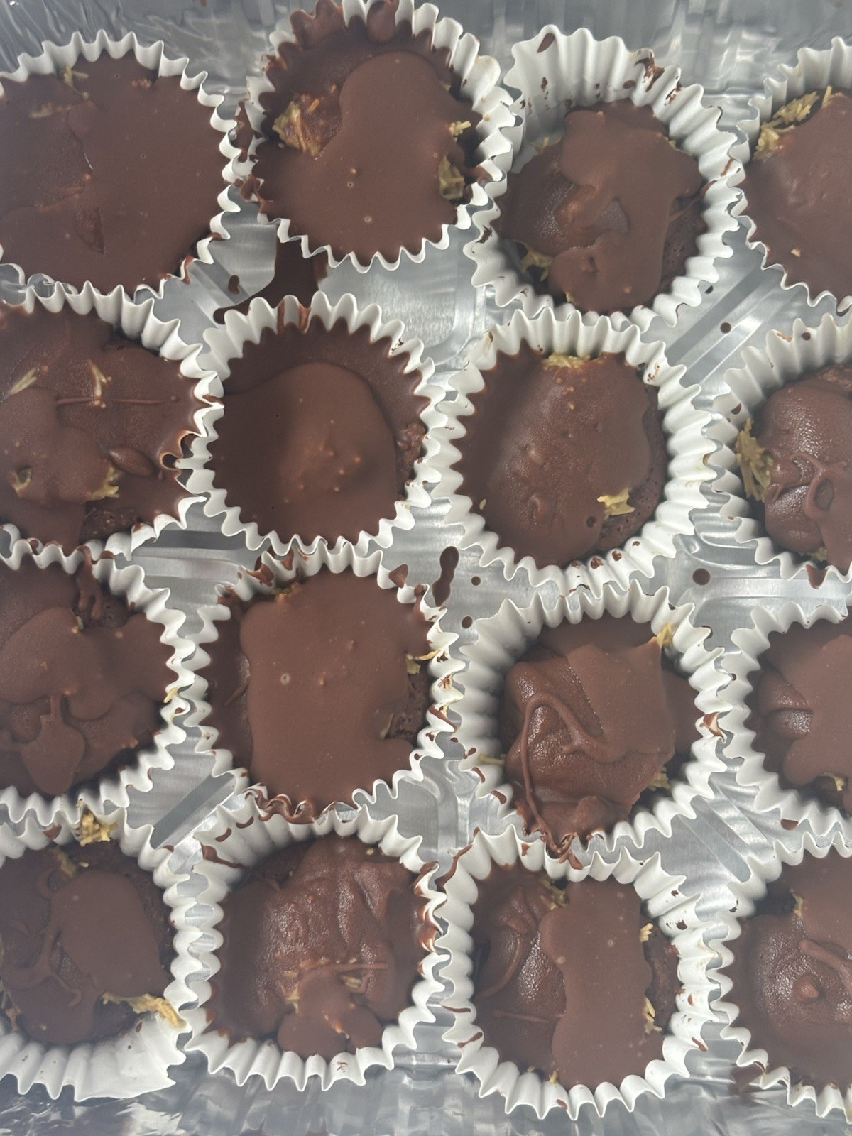 Dubai Chocolate Fudge Bite size Brownies Homemade (12)