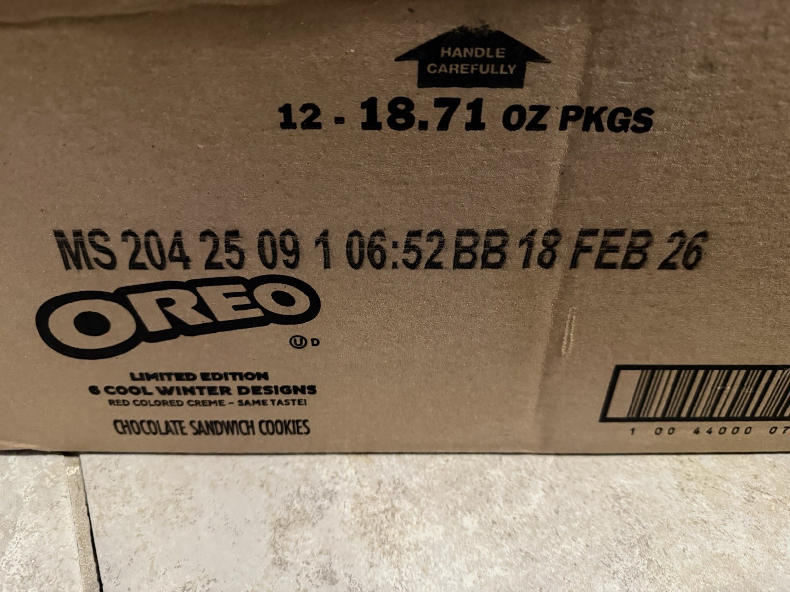 Limited Edition Oreo Chocolate Cookies 2025 Christmas 12PACKS FULL CASE FREE🚢