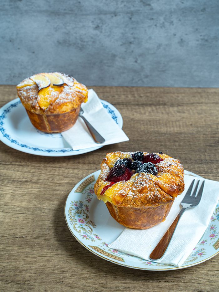 mixed berry custard tart